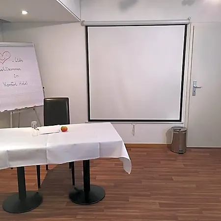 Komfort Ξενοδοχείο Λούντβιχσμπουργκ