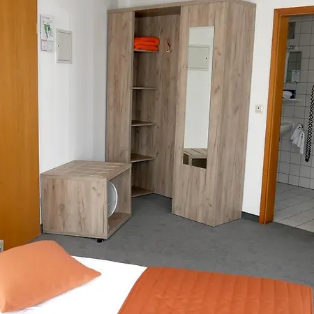 Hotel Komfort 3*