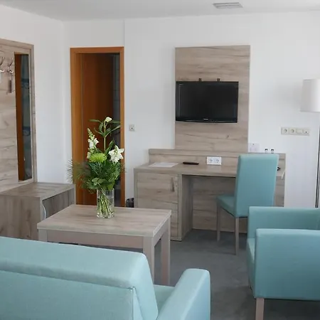 Hotel Komfort 3*