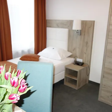 路德维希堡康福特酒店 酒店